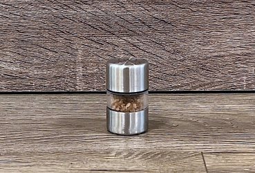 Mini-Gewürzmühle mit Rauchsalz